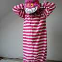Hallo ihr lieben Littles,ein letztes Teil habe ich noch zu verschenken, ja, es ist immer noch da, weil ich mich ja hier zurückziehen möchte, muss.Es ist ein total süßes Jumpsuit, kuschelig weich, nicht neu, macht aber noch immer einen neuen Eindruck. Passt immer, da spielt deine Figur keine Rolle, es sitzt einfach bequem und weit, es hat keine Füße, so dass deine Größe auch keine Rolle spielt.Möchtest du dieses Teil haben, ich schicke es dir zu, einfach so. Aber ich möchte ein paar Zeilen von dir lesen, „ich möchte es gerne haben“ reicht da nicht, schließlich ist es ja ein tolles TeilLiebe Grüße, Daddy Wolfgang.