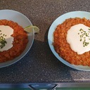 Hackfleisch-Curry-Pfanne mit Limetten Schmand