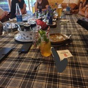 Gestern am Windelträgertreffen in Frankfurt. Diesmal mit 20 Gästen, wovon allein 5 "Windelpaare" mit von der "Party" waren.Selbst unser Stammtisch-Maskottchen Finchen ist nicht lange alleine geblieben, sie hat einfach ihren Besuch aus Dresden mitgebracht...