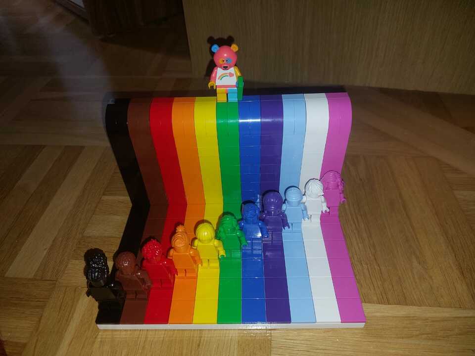 Hallo ihr alle hier... Habe mal was schönes, was auch super zu uns passt.
