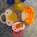 Welcher gefällt euch am Besten? Blau,rosa,weiss oder Orange?