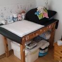 provisorischer Wickeltisch für die kleine Maus